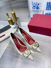 Picture of Valentino Shoes _SKUValentinosz35-414CSD090320353